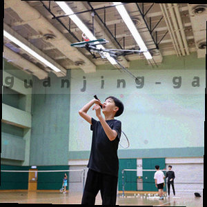 电话和邮件图标组合，体现客服联系渠道